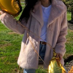 LIGHT PINK FAUX FUR JACKET